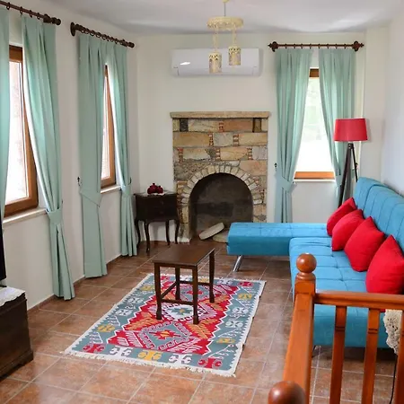 Apartament Two Stone Homes Hades