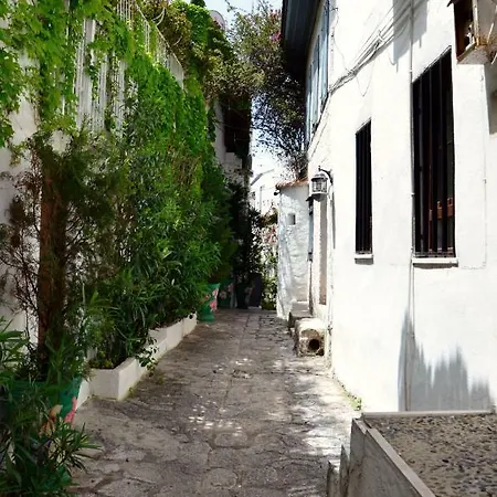 Apartament Two Stone Homes Hades